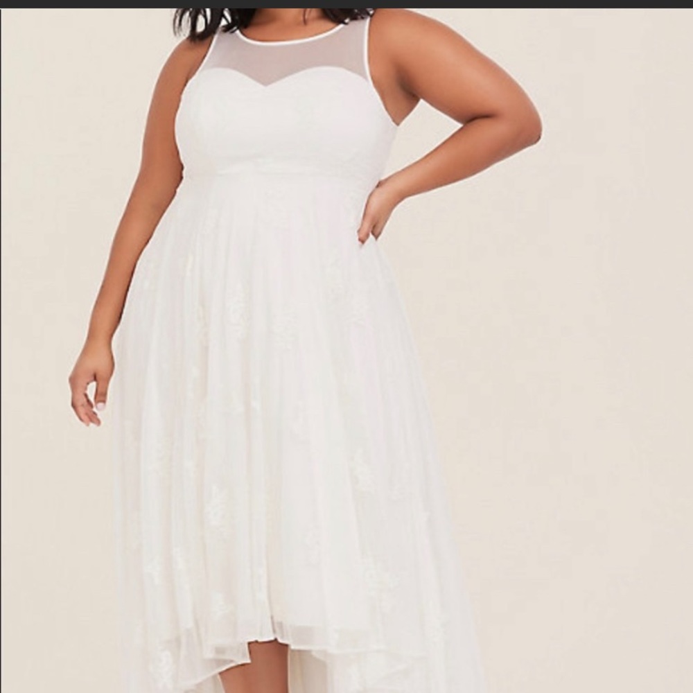 NWT!! High Low Wedding Bridal Dress